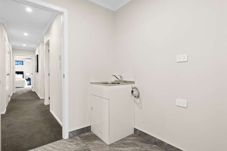 18 Kingdon Street Leamington_21