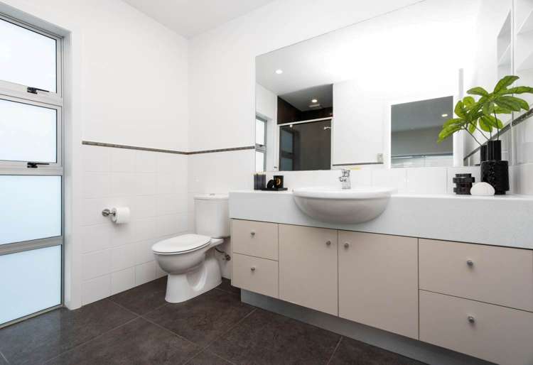 117 Coates Avenue Orakei_11