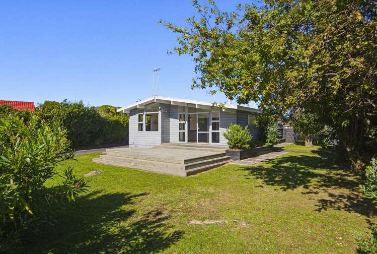 32 Sylvan Avenue Waikanae_2