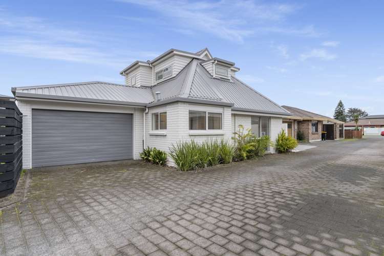 2/8 Terrace Ave Mt Maunganui_23