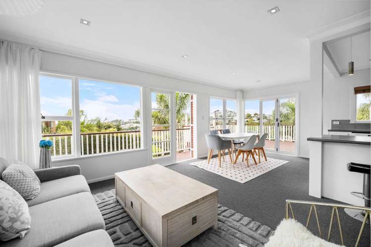 2/365 East Coast Road Mairangi Bay_4