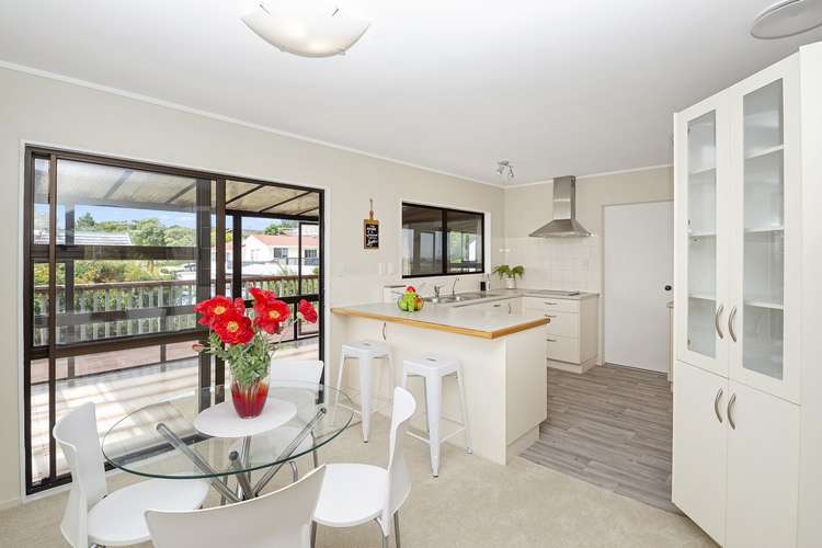 6 Mescal Street Massey_3