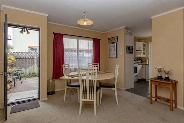 2/38 Riverbend Road Maraenui_2