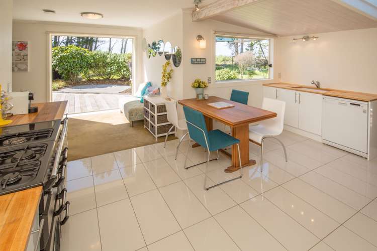 43 Chamberlain Avenue Amberley_6