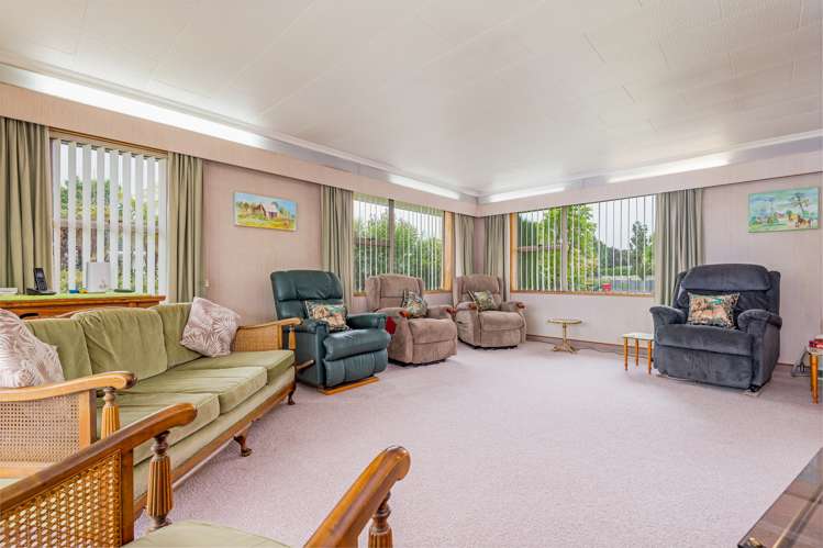 16 Suffolk Crescent Feilding_5