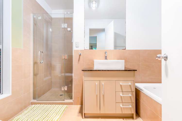 66 Connaught Street Blockhouse Bay_14