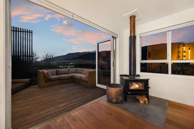 240 Peninsula Road Kelvin Heights_5