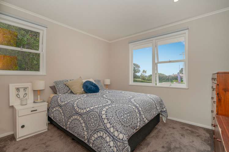 1 The Crescent Waihi Beach_10