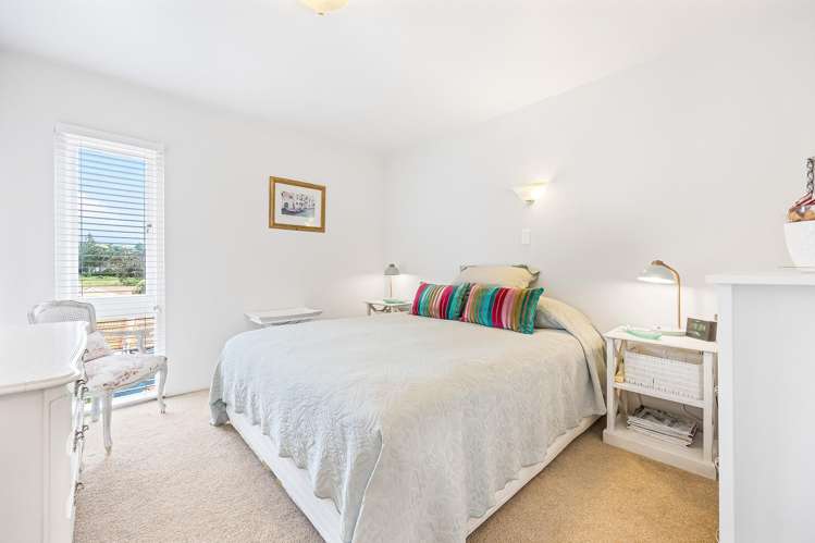 20/34 Waiwera Place Waiwera_5