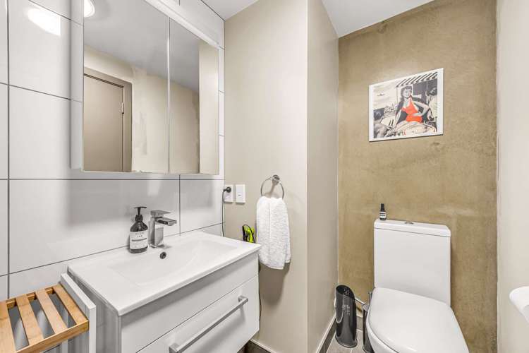 3/307 Willis St Te Aro_11