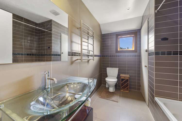 7 Woodbury Rise Queenstown_10