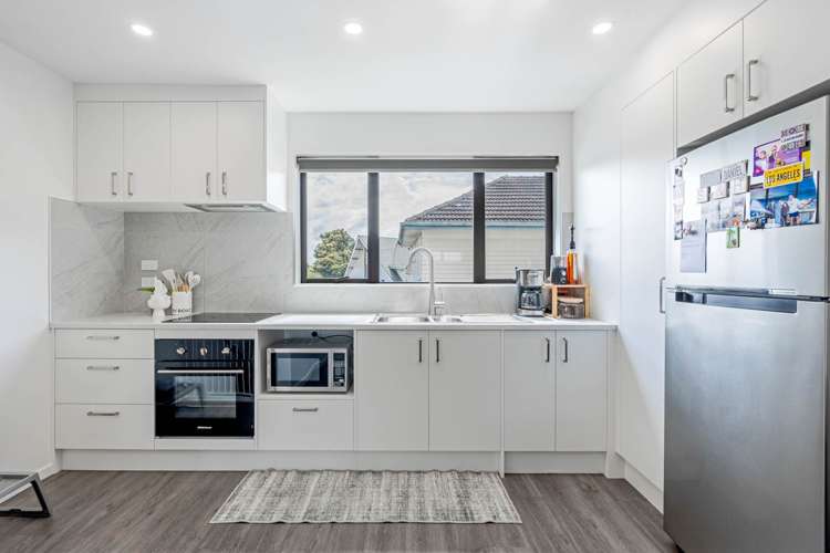 2/45 Dale Crescent Pakuranga_5