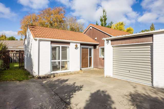 Immaculate Three Double Bedroom Home