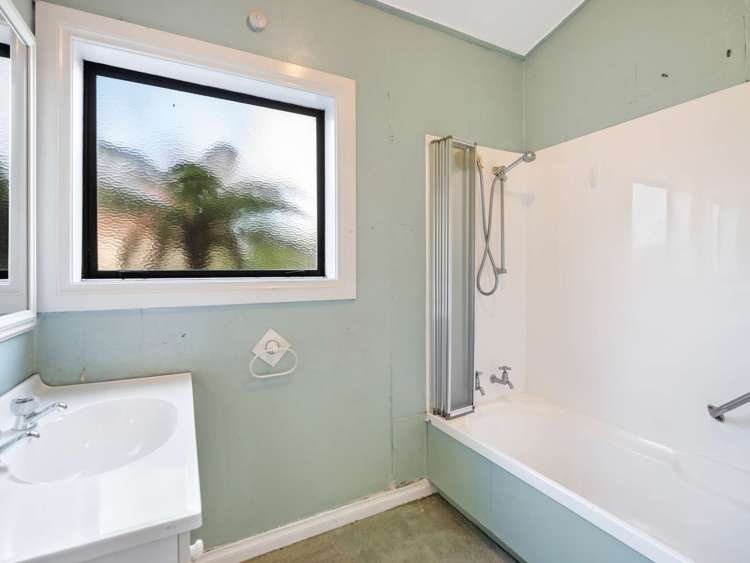 21 Neidpath Road The Glen_26