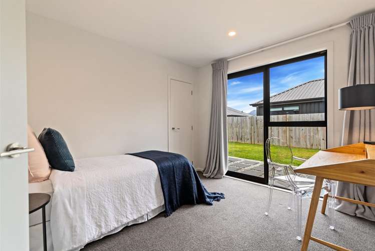 6 Violet Way Lower Shotover_16