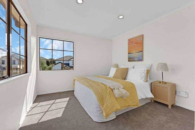 19 Maybole Drive Flat Bush_21