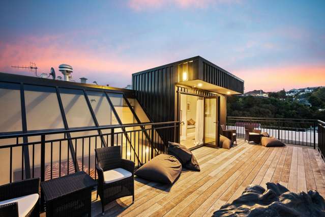 Motivated vendor. Prestigious penthouse.