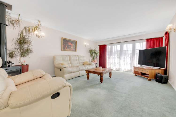 11 Fratley Avenue Farm Cove_18