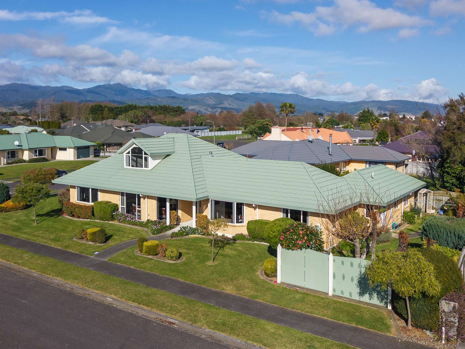 40 Easton Way Levin_0
