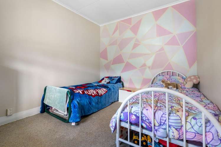 396 Kaikorai Valley Road Bradford_8