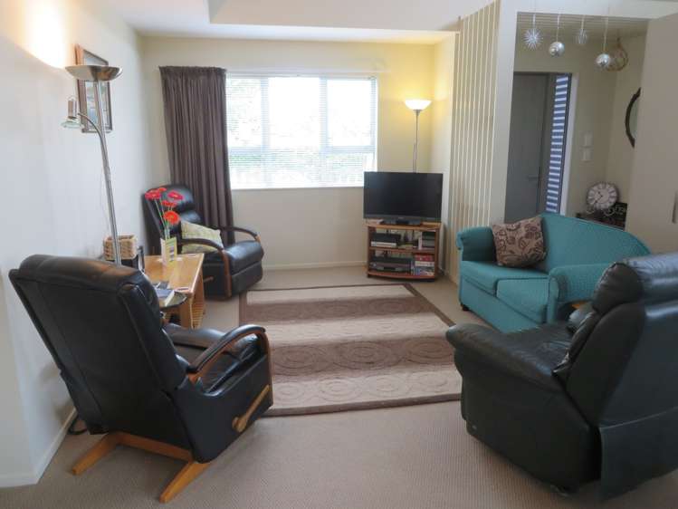 1/9 Fuller Close Levin_2