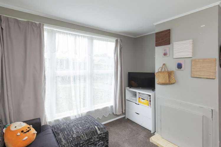 11-17 Cambridge Terrace Kaiti_16