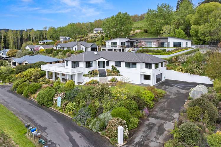 214 Gladstone Road N Mosgiel_33