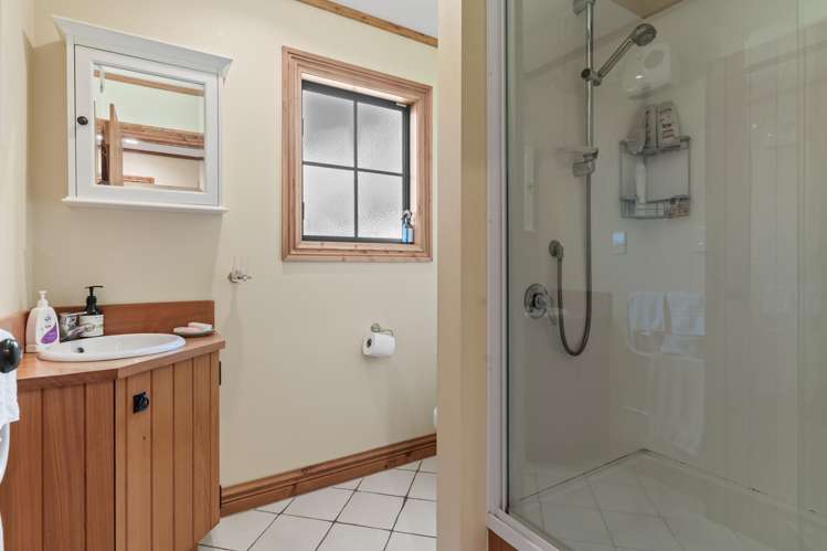 7 Redwood Lane Martinborough_13