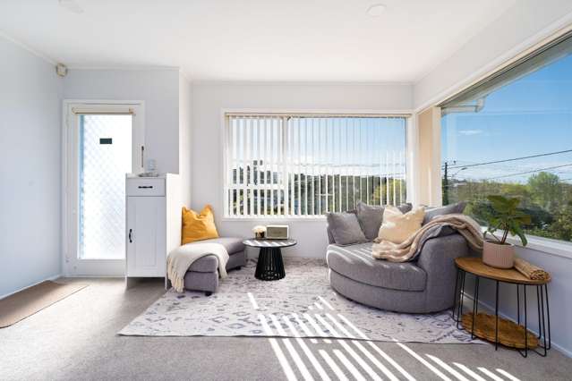 29B Archers Road 1614_1