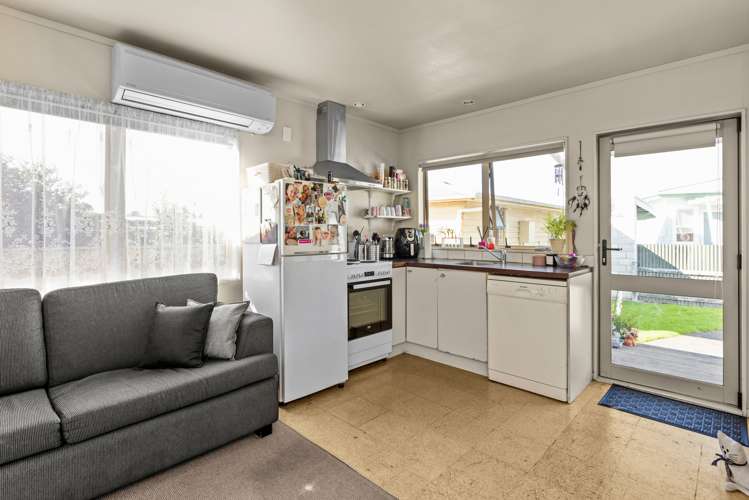 914 Grove Road Mayfair_9