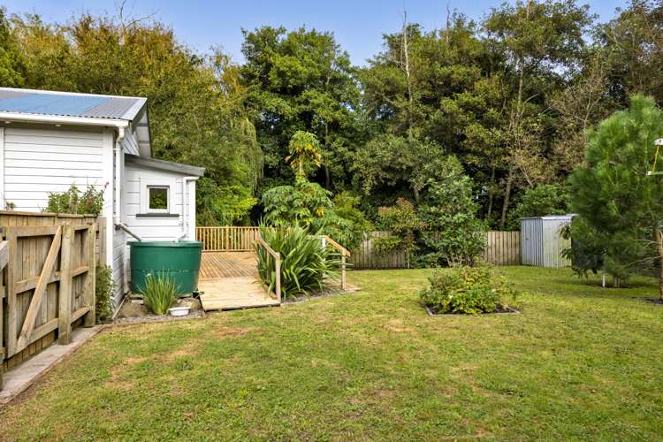 73 Ngatai Street Manaia_21