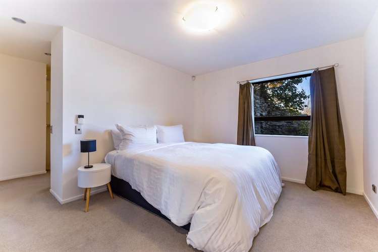 189 Peninsula Road Kelvin Heights_10