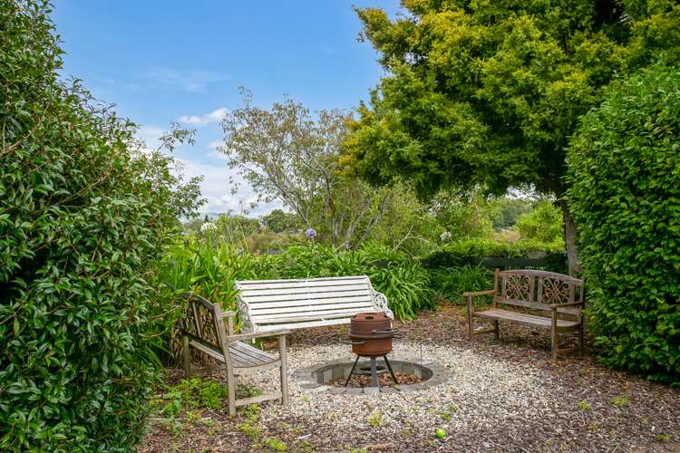 10 Rowling Place Leamington_20