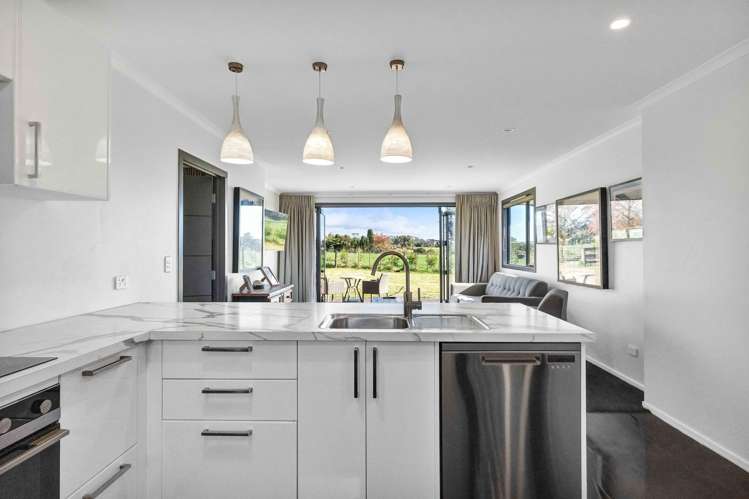 1384 Egmont Road Egmont Village_47