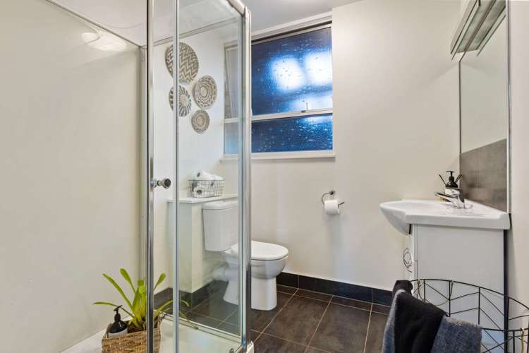 42 Adamson Road Taipa_13