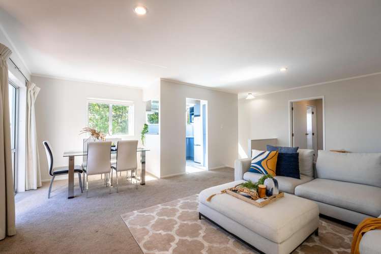 2/13 Fairclough Road_3