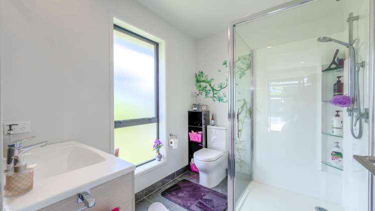 8 Waimarie Way Thames_11