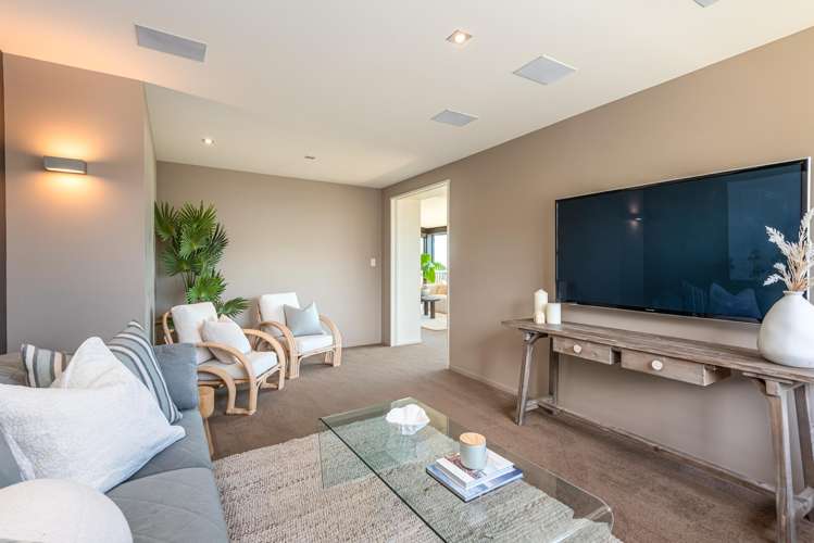 157 Soleares Avenue Mount Pleasant_9