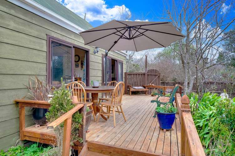 2 Marlowe Drive Leamington_16