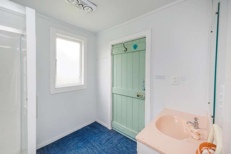 6 Ngareta Street Marton_13