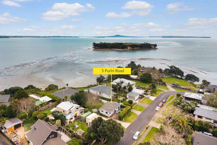 5 Puriri Road Beachlands_22