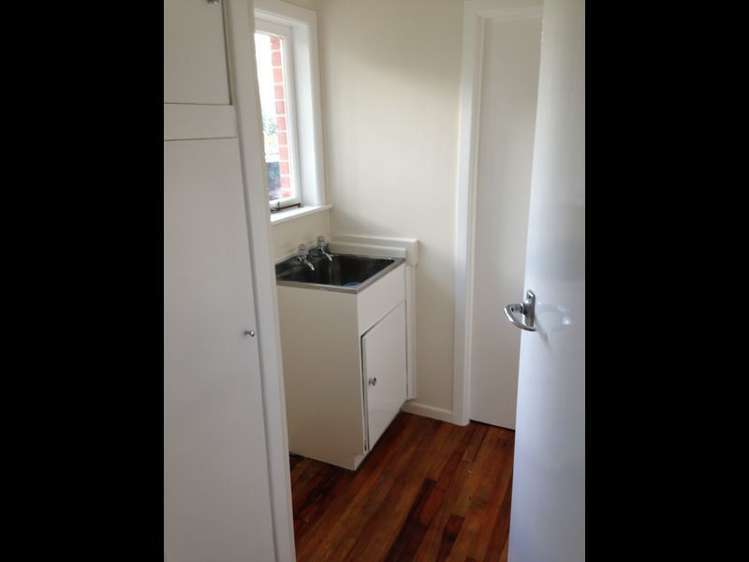 18 Tawa Crescent Manurewa_4