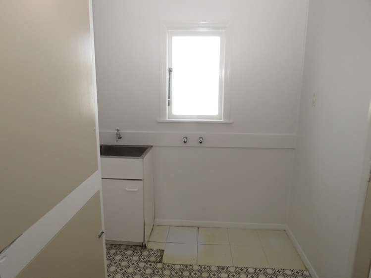 1/31 Sutton Crescent Papakura_8