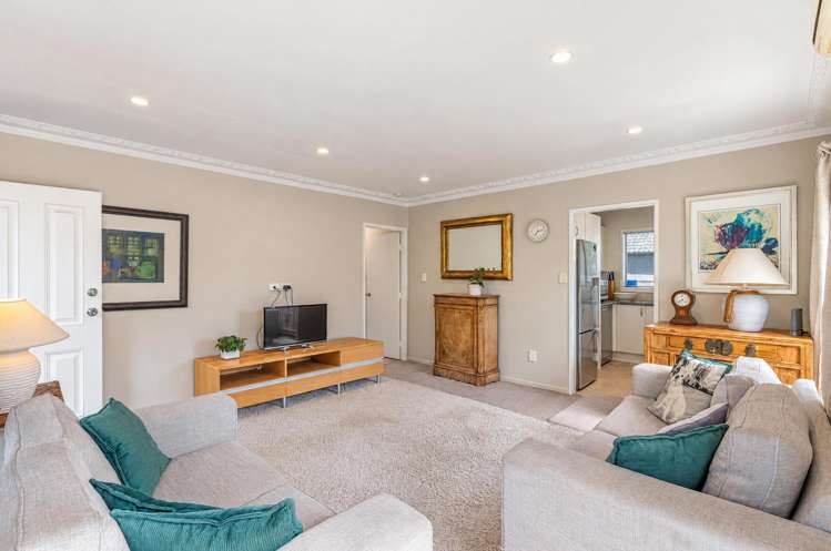 1 and 2, 119 Grand Drive Remuera_6