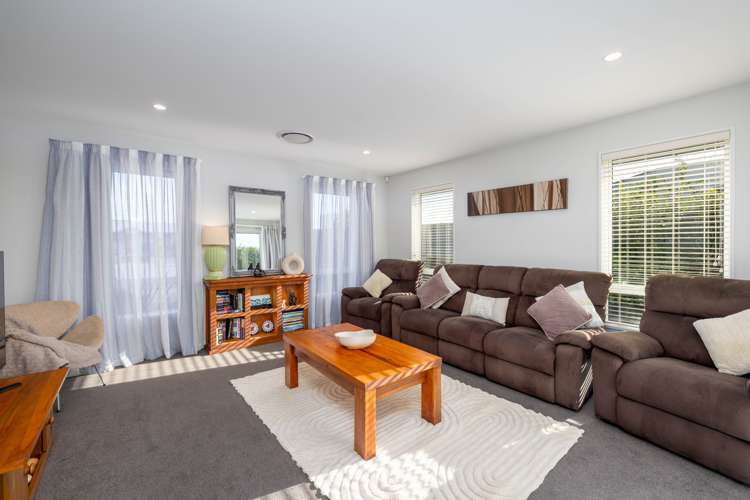 26 Pegasus Main Street Pegasus_10