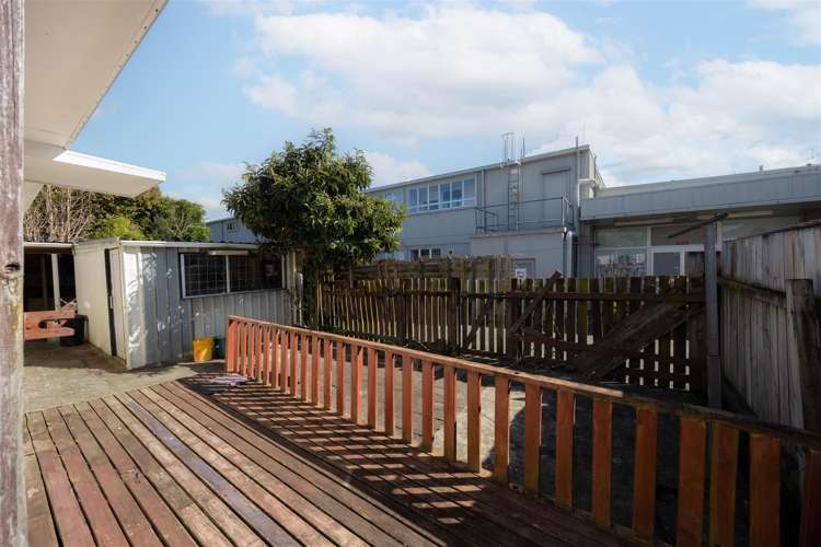 343B Te Rapa Road Beerescourt_11