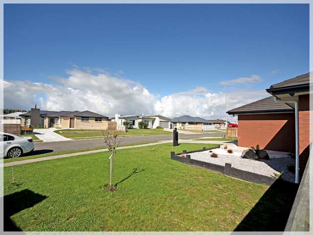 23 Forbes Road Foxton Beach_1