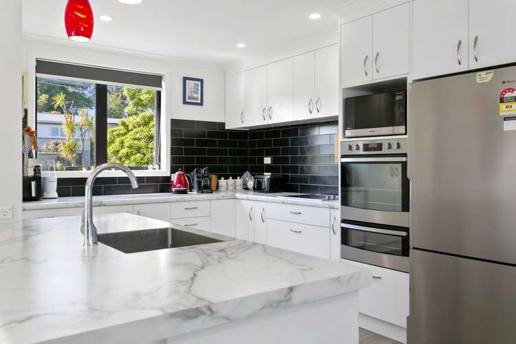 24 Tawa Street Hilltop_10