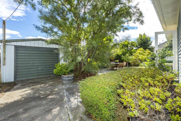 44 Shakespeare Avenue Trentham_24