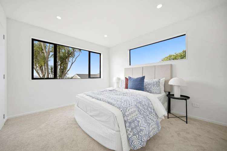 Lot 1-5/10 Tusac Place Totara Vale_18